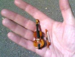 tiny_violin.jpg