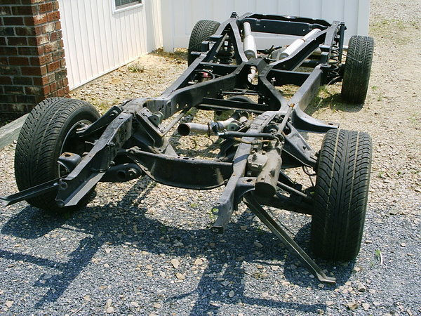 Chassis_with_suspension_and_exhaust_system.jpg