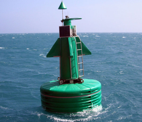 polyethylene-tower-buoy-trident-3000-2.jpg