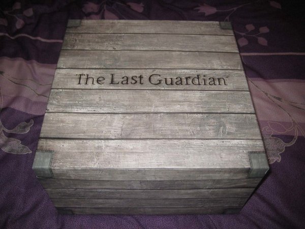 The_Last_Guardian_Collectors_Edition_07.jpg