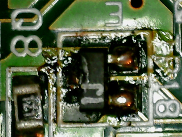 2021-10-17--03-dead-transistor.jpg.5c7fc1a53d84100caa68d124e75e6eca.jpg